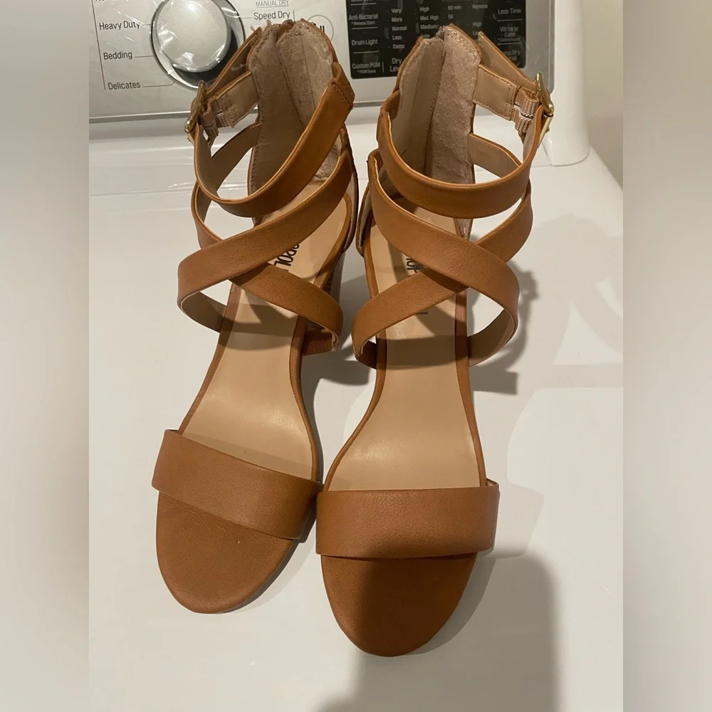 Sandals - Picture 2 of 6